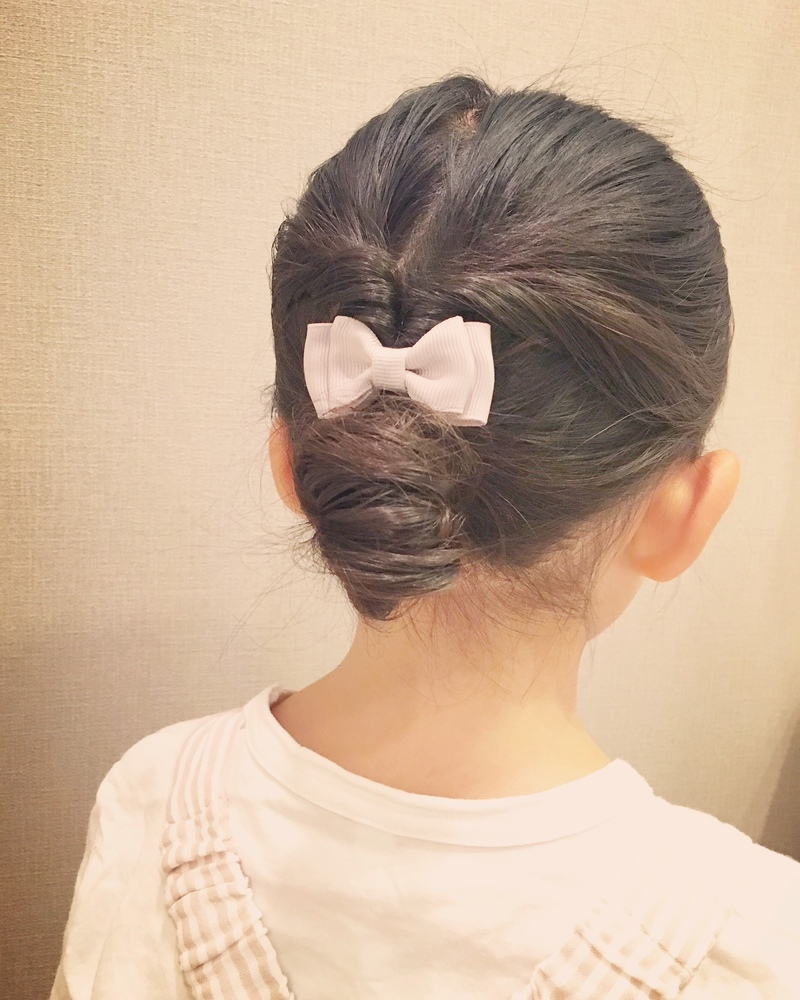 大人顔負け おしゃれキッズの簡単ヘアアレンジ くるりんぱ編 Mammemo